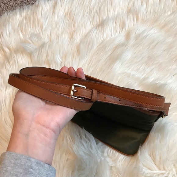 Michael Kors Kempton Green Nylon Crossbody - Picture 6 of 8